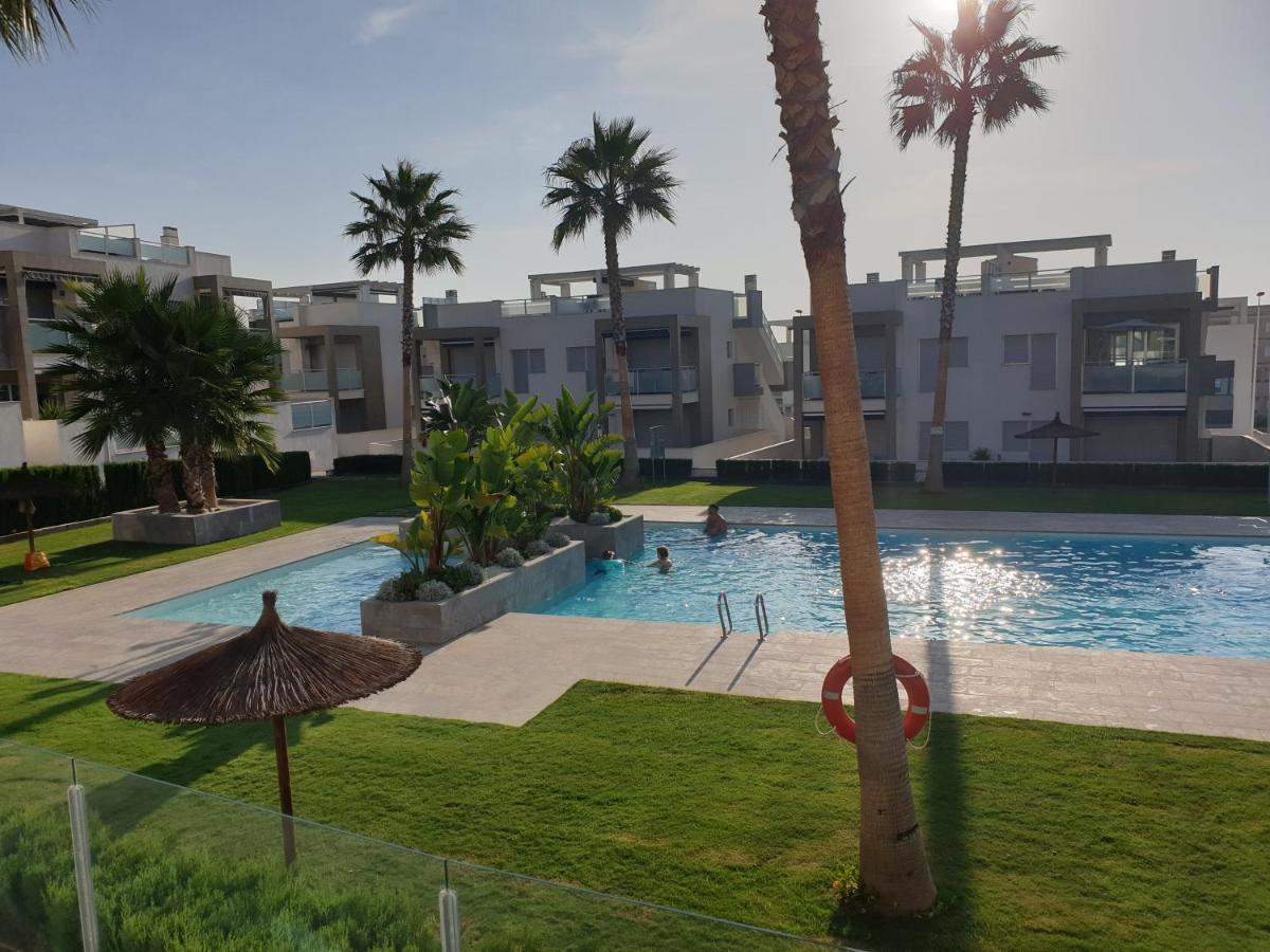 El Mirador Amelie Ground Floor Apartment In Torrevieja Punta Prima Wifi Pool And Close To Beach And Golf Εξωτερικό φωτογραφία