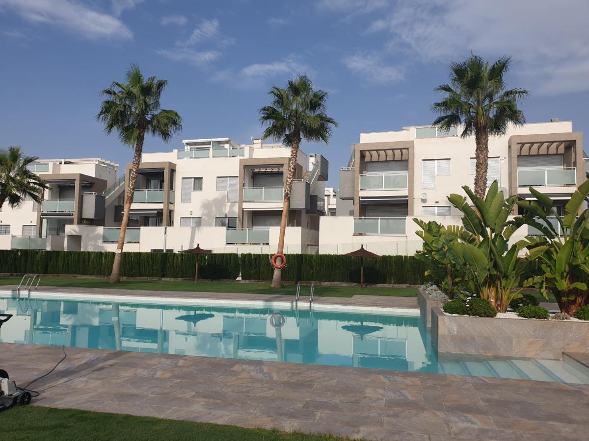 El Mirador Amelie Ground Floor Apartment In Torrevieja Punta Prima Wifi Pool And Close To Beach And Golf Εξωτερικό φωτογραφία