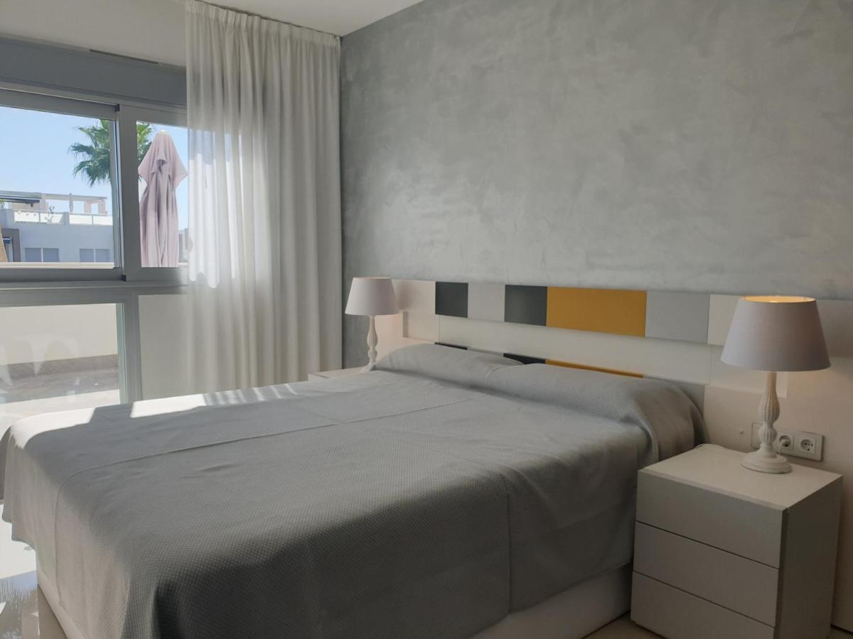 El Mirador Amelie Ground Floor Apartment In Torrevieja Punta Prima Wifi Pool And Close To Beach And Golf Εξωτερικό φωτογραφία